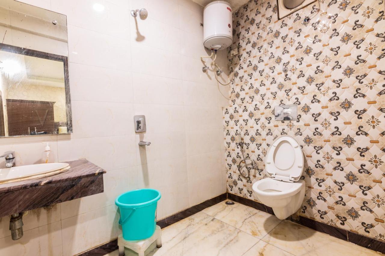 Hotel Grand Shyam- In Front Of New Delhi Railway Station-Couple Friendly Нью-Дели Экстерьер фото